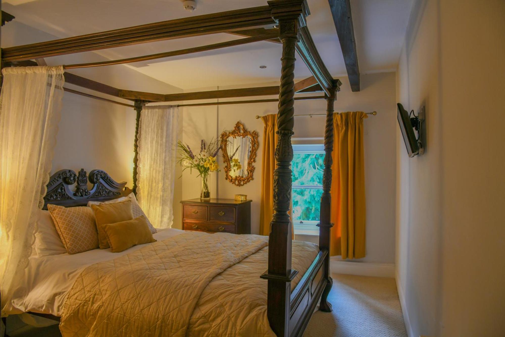 Lowbyer Manor Country House ออลส์ตัน ภายนอก รูปภาพ